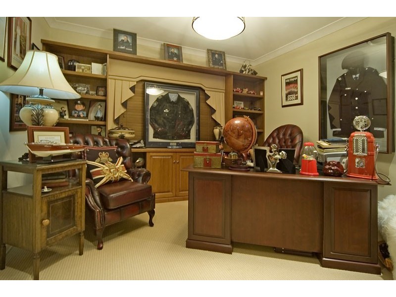 Hope Island QLD 4212