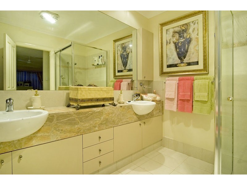 Hope Island QLD 4212