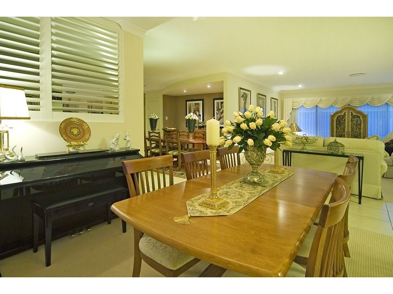 Hope Island QLD 4212