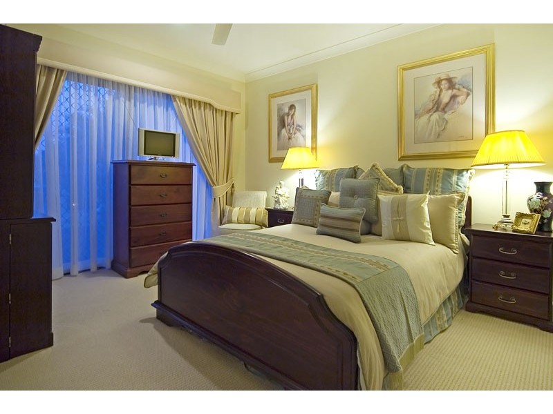 Hope Island QLD 4212