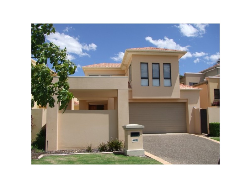 1505 Rosebank Way, Hope Island QLD 4212