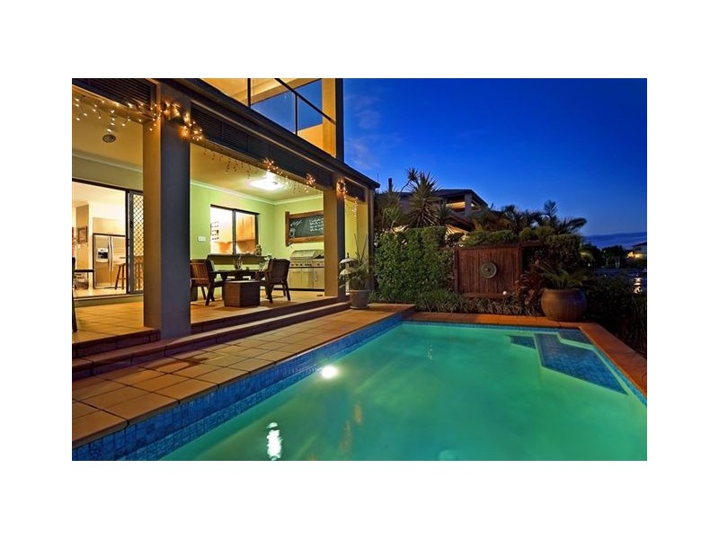 Hope Island QLD 4212