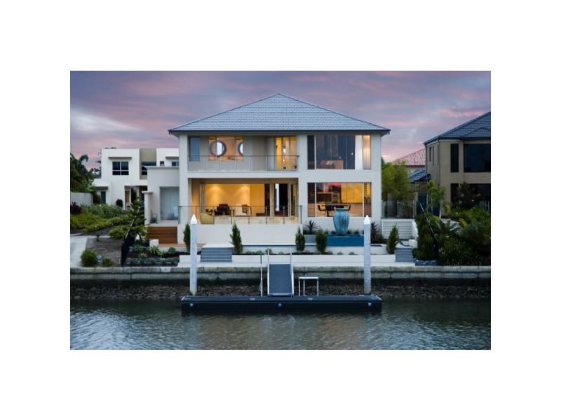 2323 Cressbrook Drive, Hope Island QLD 4212