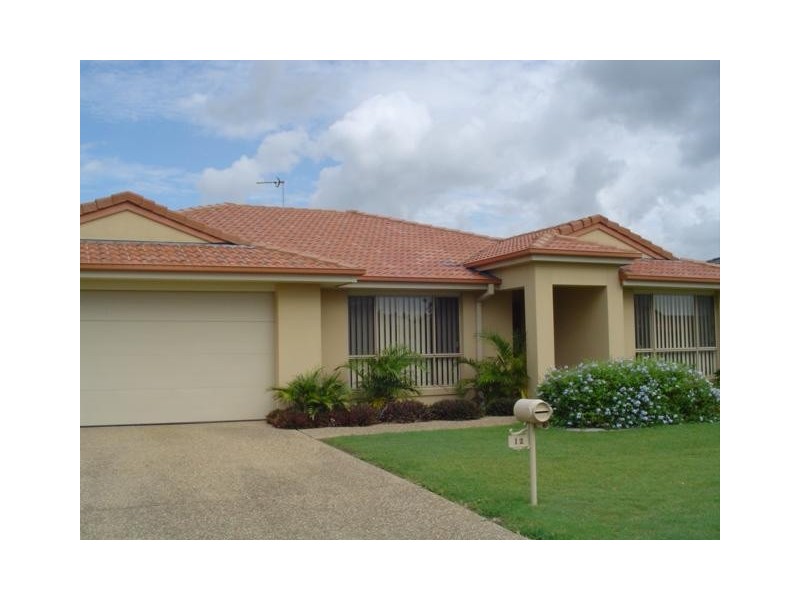 12 Maidenhead Street, Oxenford QLD 4210