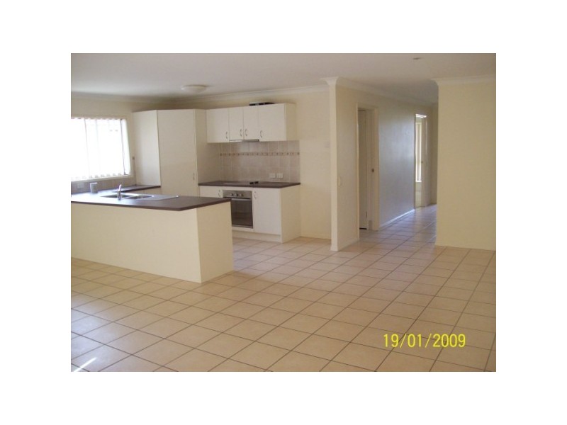 12 Maidenhead Street, Oxenford QLD 4210