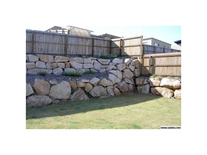 8  Lim Court, Upper Coomera QLD 4209