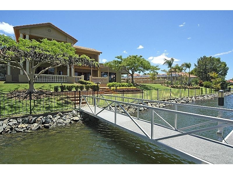 Hope Island QLD 4212