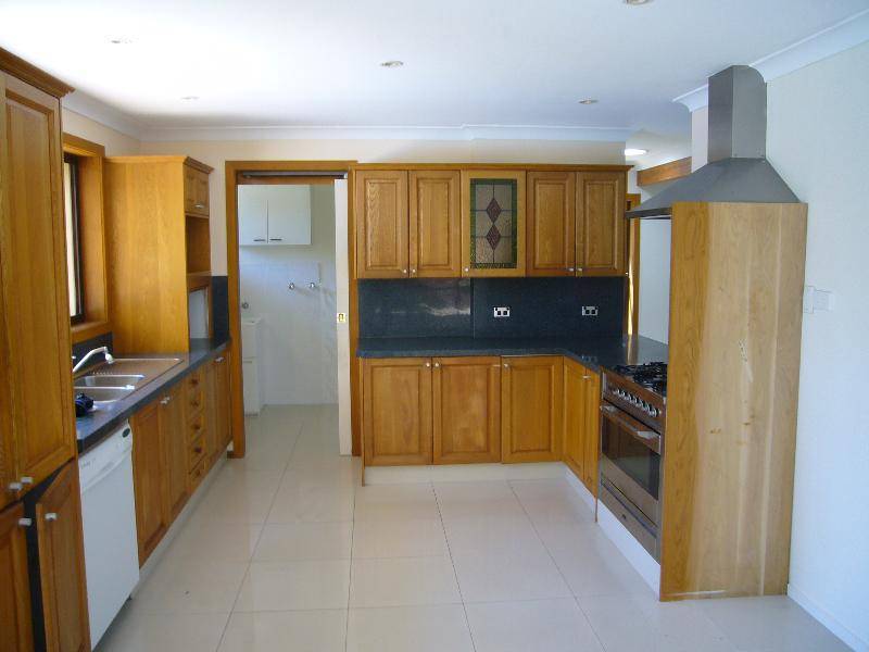 381 Benowa Road, Benowa QLD 4217