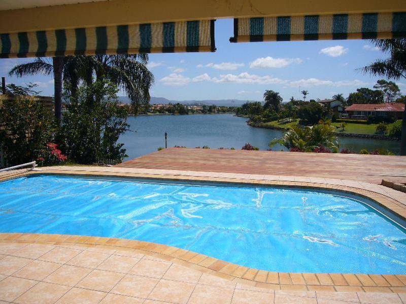 381 Benowa Road, Benowa QLD 4217