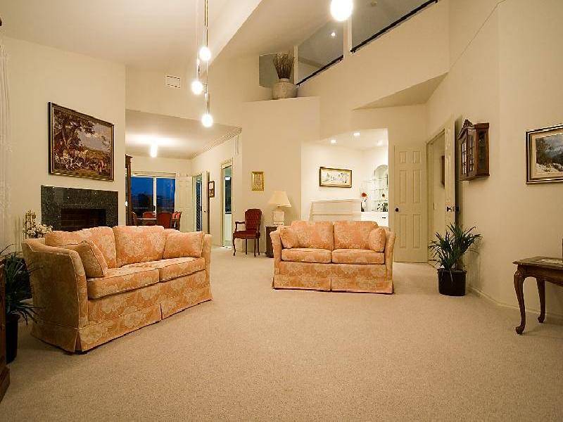3 Chantilly Close, Benowa QLD 4217