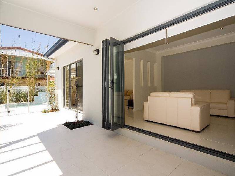 20 William Street, Mermaid Beach QLD 4218