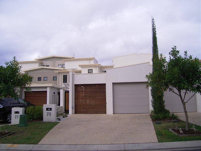 75 Riverwalk Avenue, Robina QLD 4226