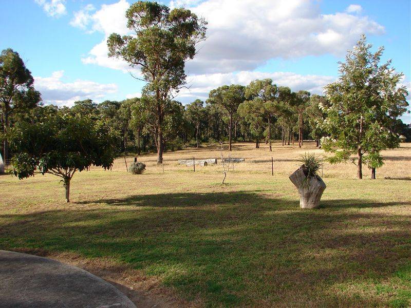 Lakesland NSW 2572