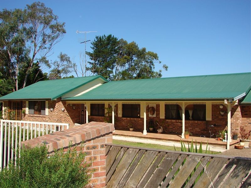 208 Georges River Rd, Kentlyn NSW 2560