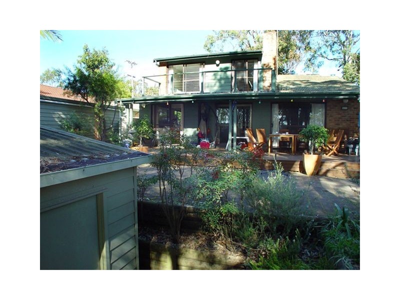 32 Lloyd Avenue, Chain Valley Bay NSW 2259