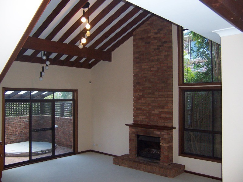 82 Beaumaris Drive, Menai NSW 2234