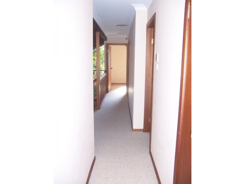 82 Beaumaris Drive, Menai NSW 2234