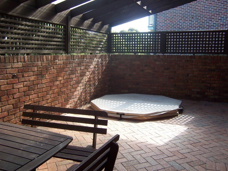 82 Beaumaris Drive, Menai NSW 2234