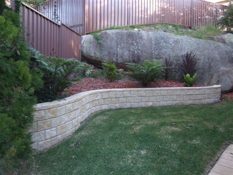 4  Meckiff Close, Menai NSW 2234