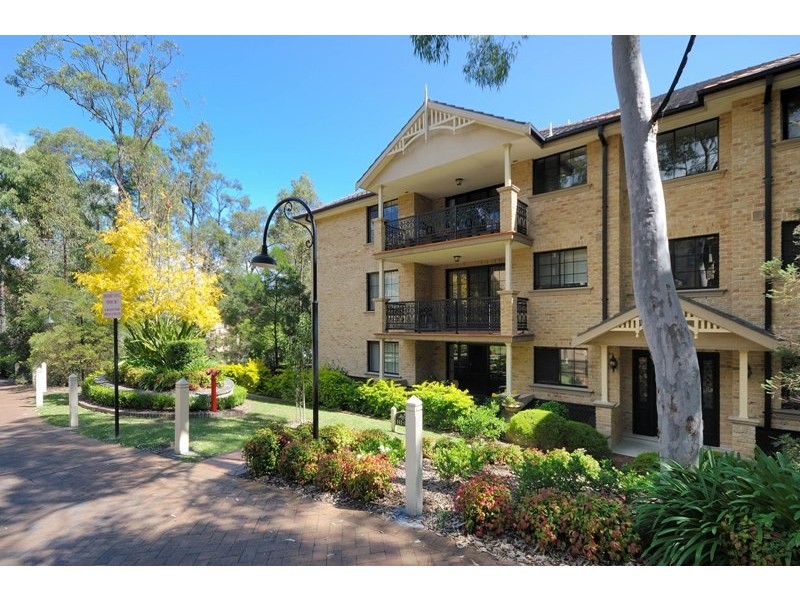 H1/6  Schofield Place, Menai NSW 2234