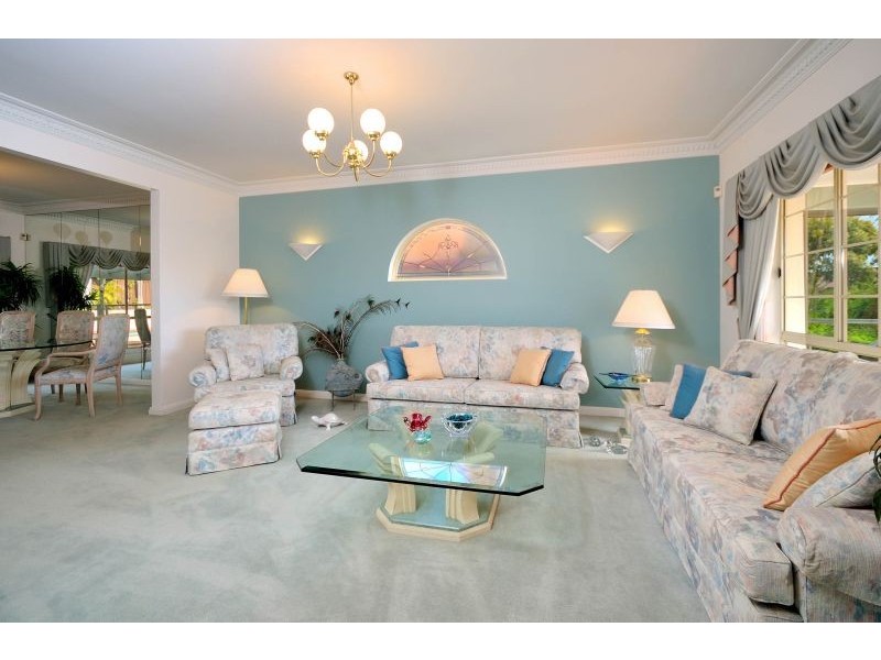 5  Von Nida Place, Menai NSW 2234