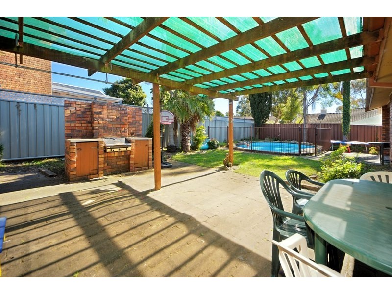 3  Hassett Close, Menai NSW 2234