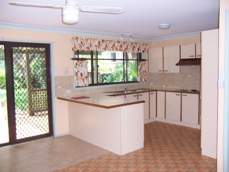 21  Moreton Road, Illawong NSW 2234