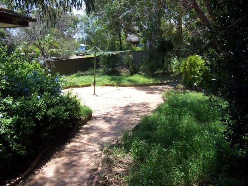 21  Moreton Road, Illawong NSW 2234