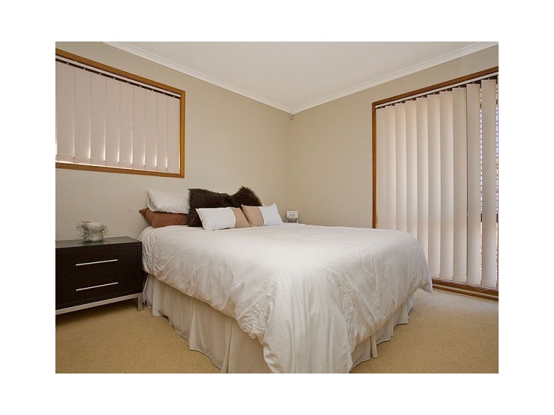 104  Blaxland Drive, Illawong NSW 2234