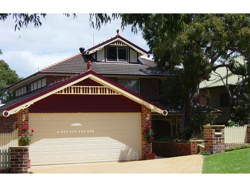 22 Walsh Close, Illawong NSW 2234