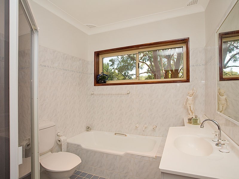 27  The Esplanade, Sylvania NSW 2224