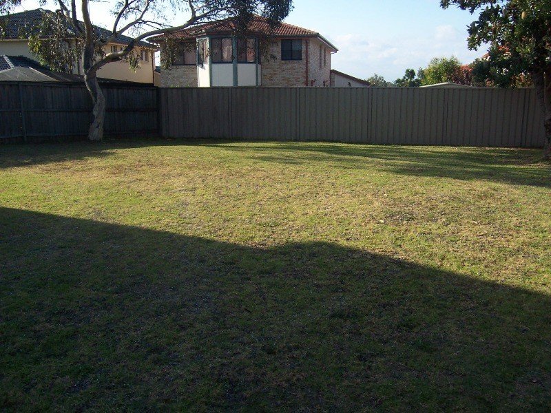 12 Link Circuit, Menai NSW 2234