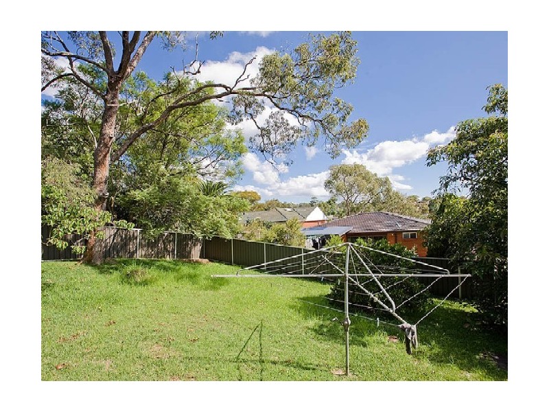 57 Mokera Avenue, Kirrawee NSW 2232