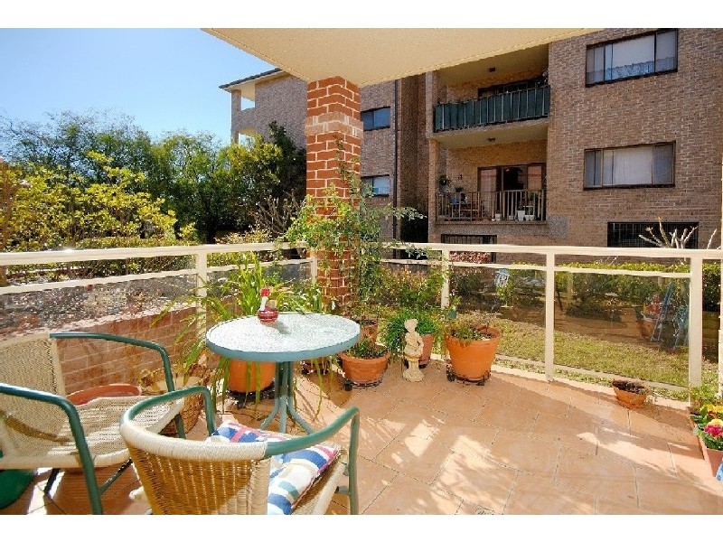 6/50  The Grand Parade, Sutherland NSW 2232