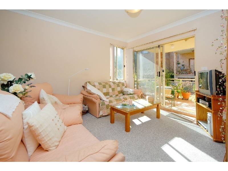 6/50  The Grand Parade, Sutherland NSW 2232
