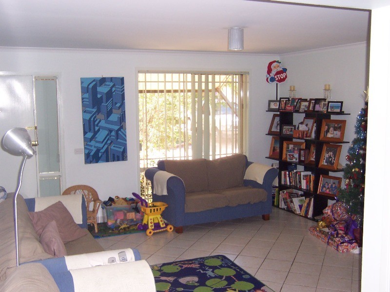 4 Owen Jones Row, Menai NSW 2234