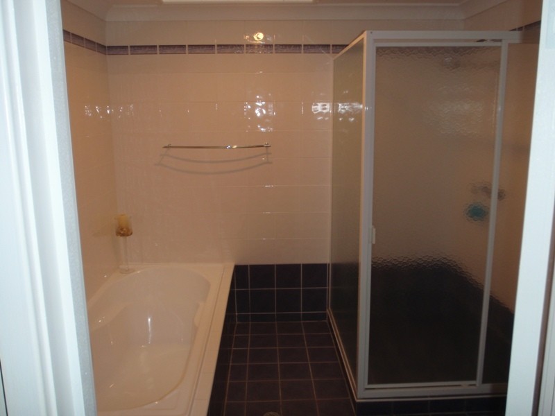 25 Tennant Place, Illawong NSW 2234