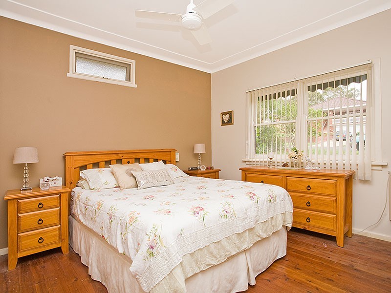 6 Fletcher Avenue, Miranda NSW 2228