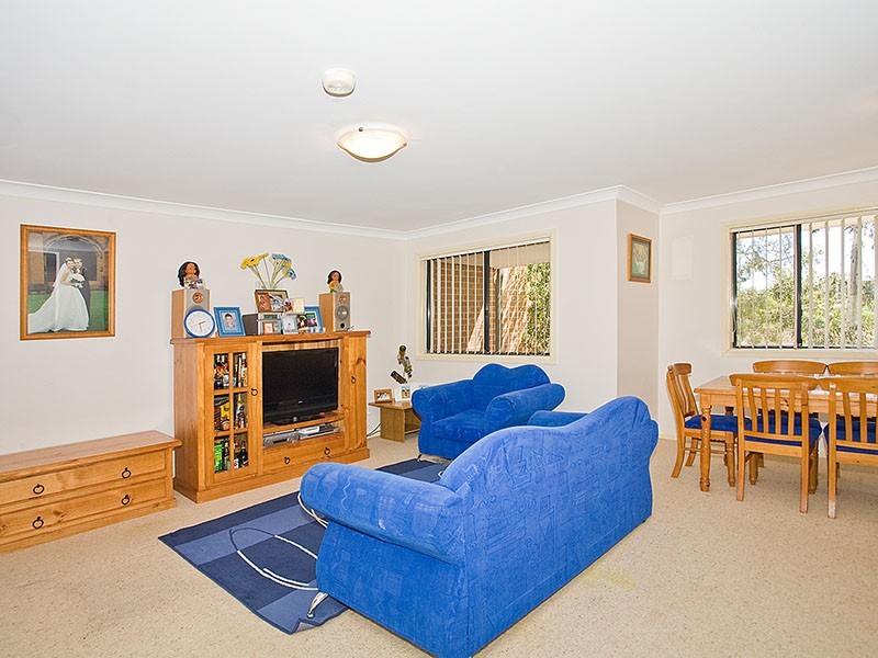 1/1-3  Bataan Close, Illawong NSW 2234