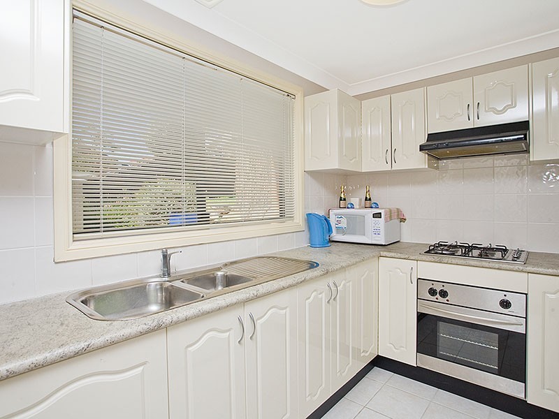 1/1-3  Bataan Close, Illawong NSW 2234