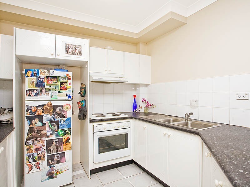 4/50-54 The Grand Parade, Sutherland NSW 2232