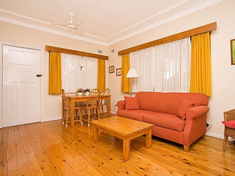 9 Auburn Street, Sutherland NSW 2232