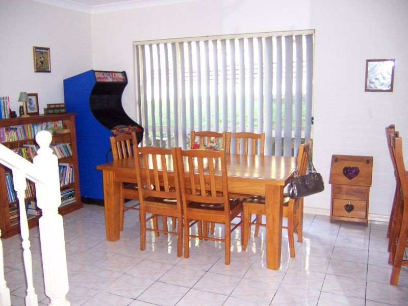 2a Charlotte Place, Illawong NSW 2234