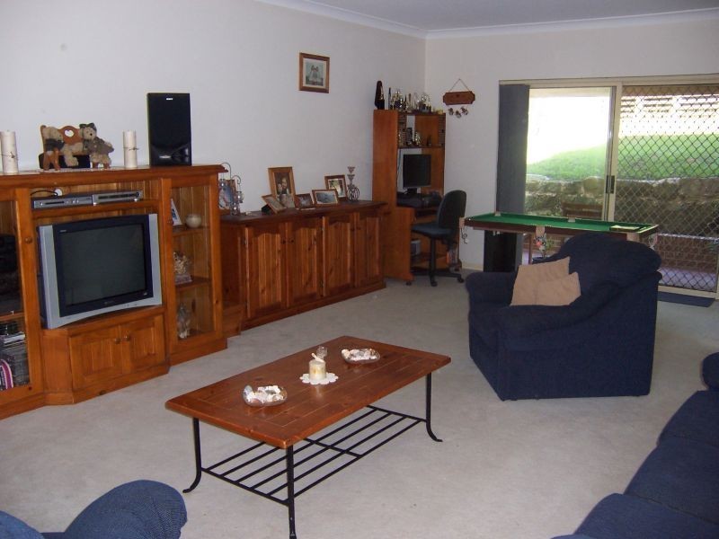 2a Charlotte Place, Illawong NSW 2234