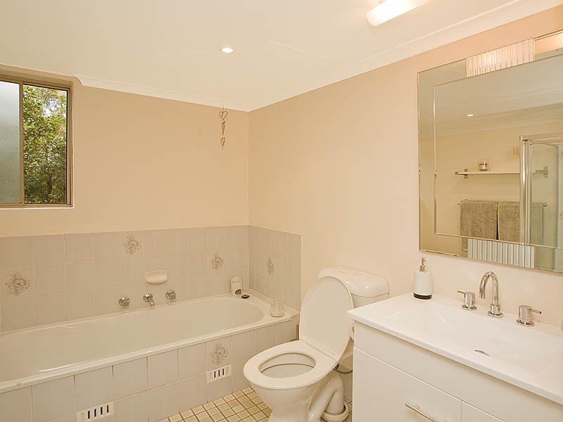 17a/63 Bellingara Road, Miranda NSW 2228