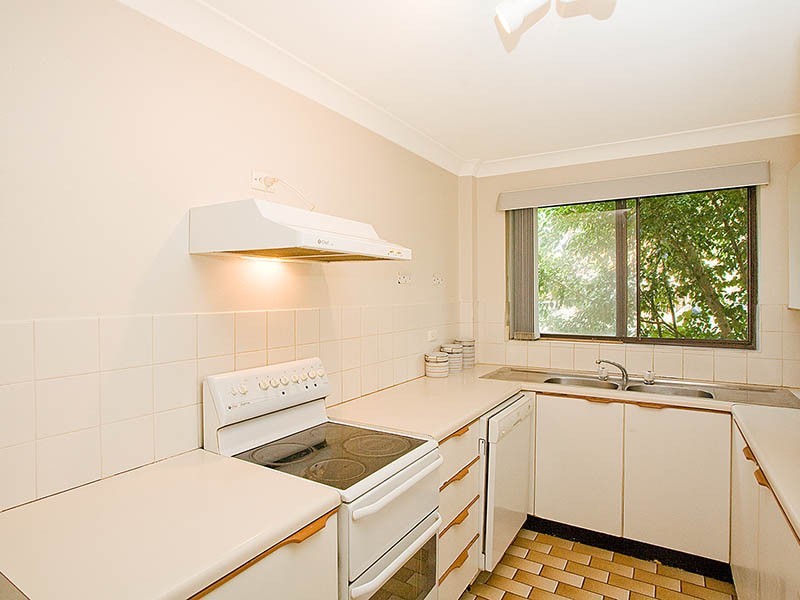 1/91-93 Flora Street, Sutherland NSW 2232