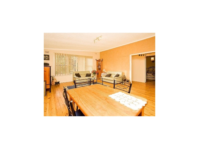 64  Oliver Street, Heathcote NSW 2233