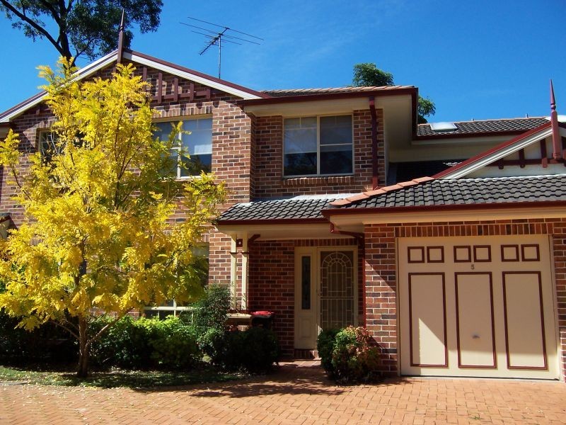 8 Carrol Court, Menai NSW 2234