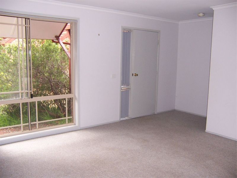 10 Owen Jones Row, Menai NSW 2234