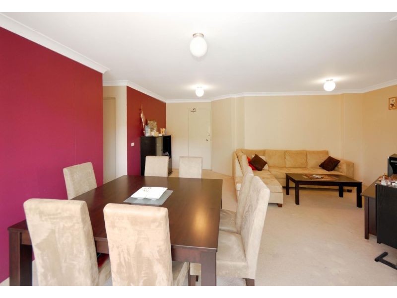 55 Glencoe Street, Sutherland NSW 2232